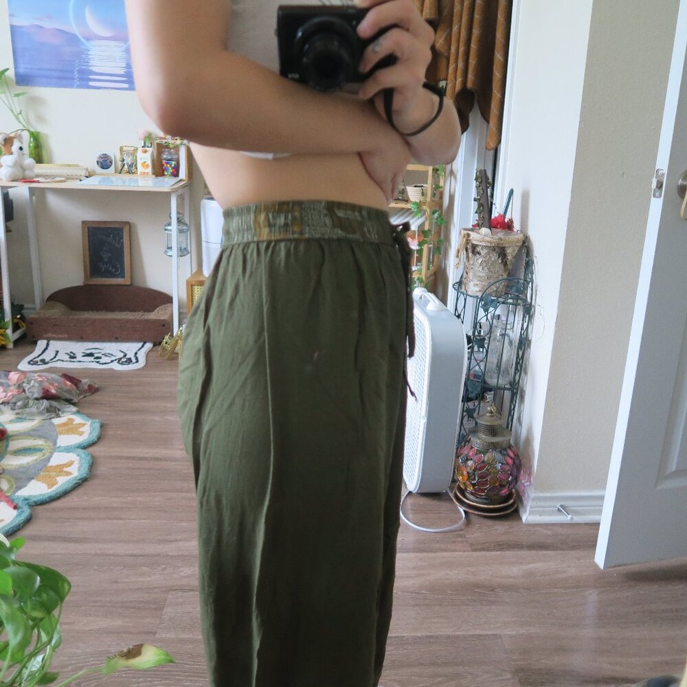 AF Flowy Pants - Picture 6 of 6